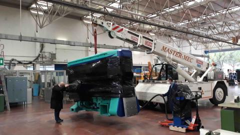 MALIGNANI AERONAUTICA CENTRO DI LAVORO A CONTROLLO NUMERICO