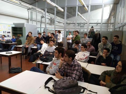 Incontro EEA con l'ing. Robertodino Leita ex allievo di Elettrotecnica